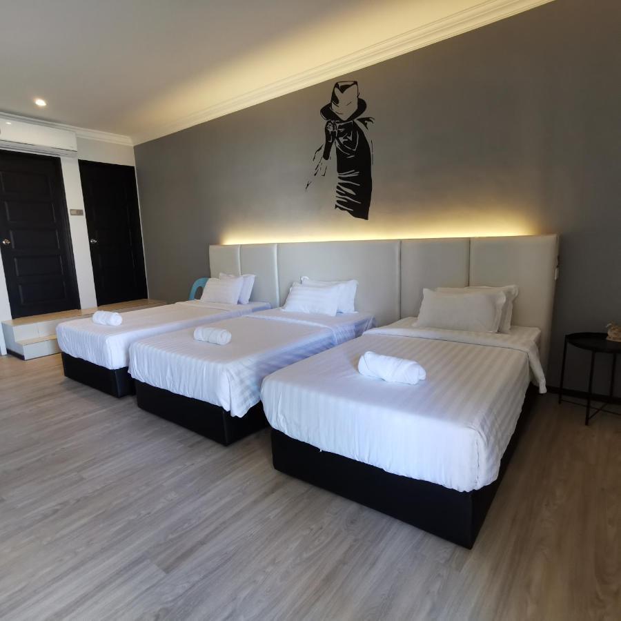 Foresight Hotel Tawau Exteriör bild