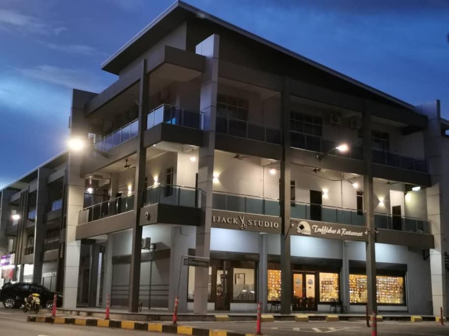 Foresight Hotel Tawau Exteriör bild